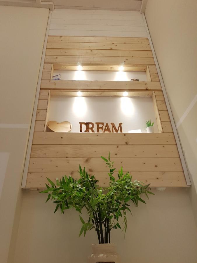 B&B Irnum Salerno Bagian luar foto